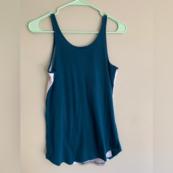 XS Victoria’s Secret PINK thin strap tank top - Picture 2 of 5